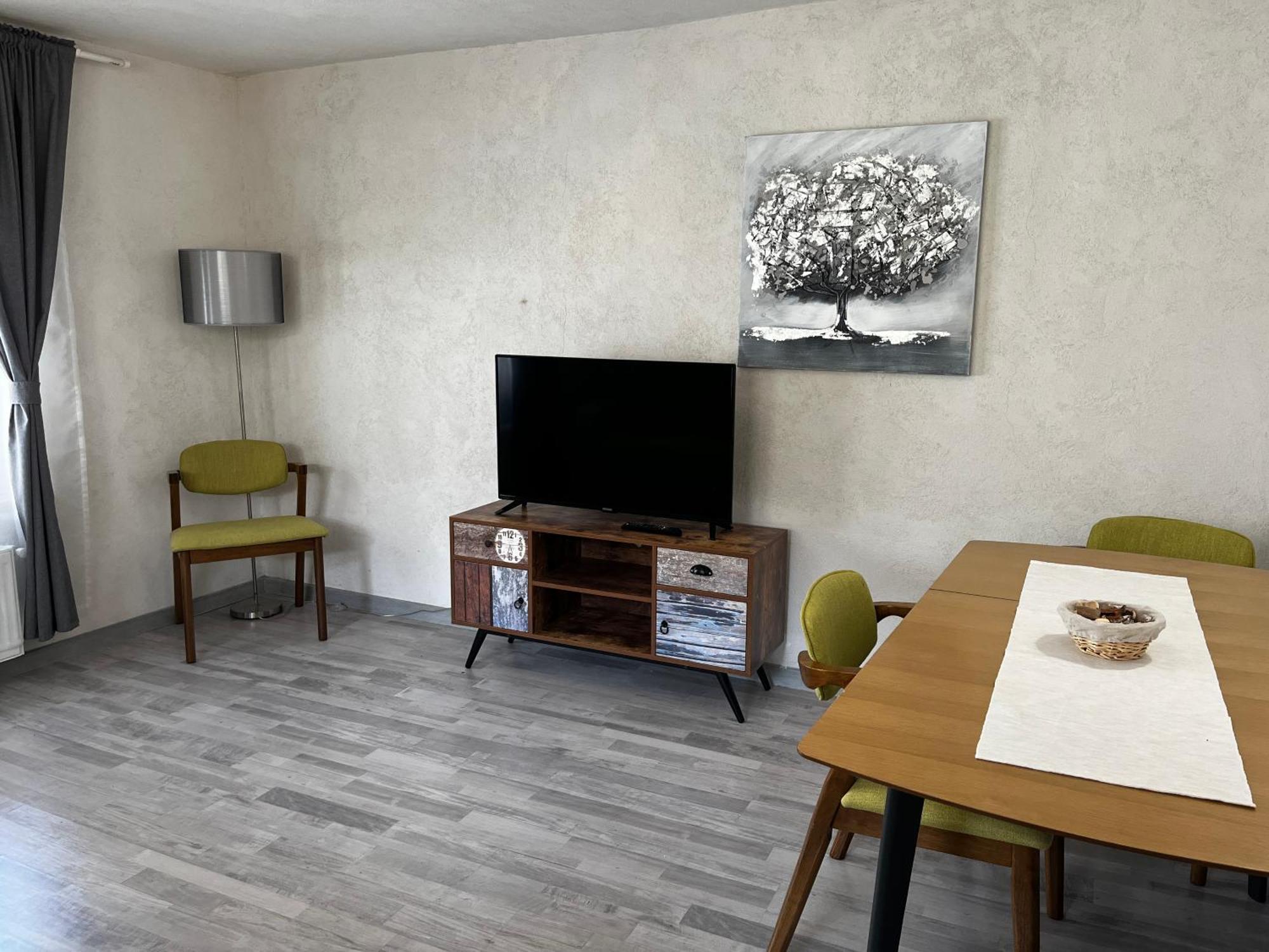Aki Gray Apartment *