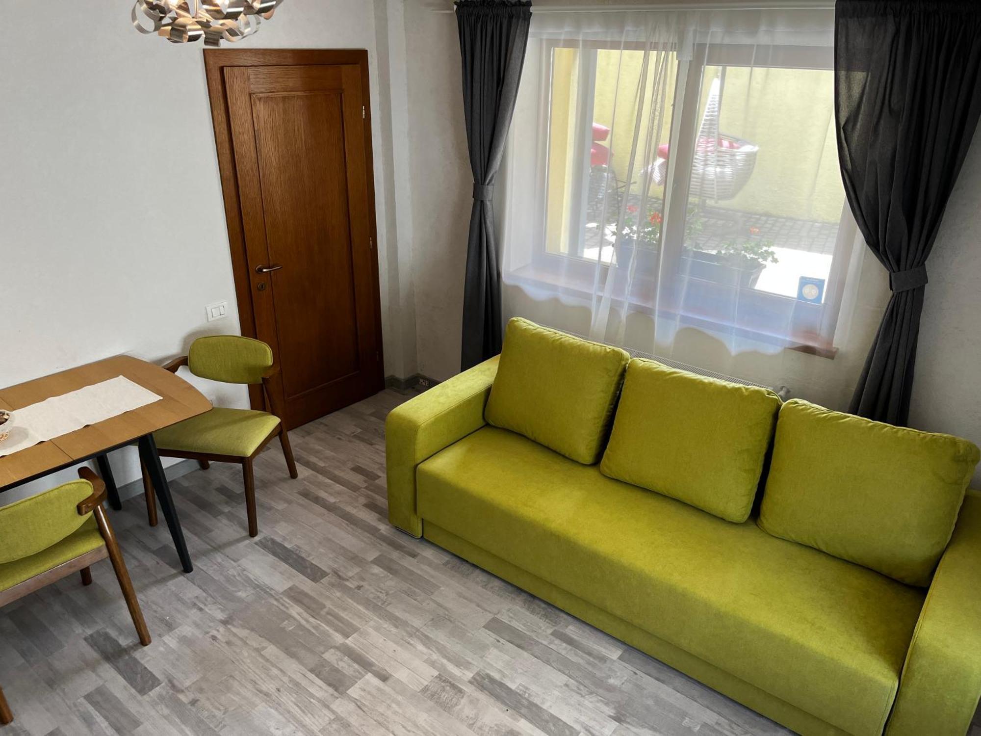 Apartment Aki Gray